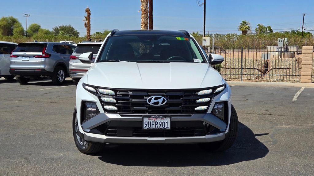 Used 2025 Hyundai Tucson SEL AWD/4WD image 2