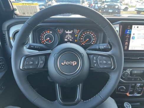 New 2026 Jeep Gladiator Sport image 23