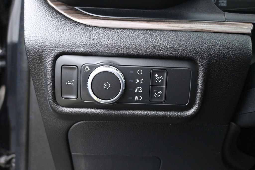 Used 2022 Ford Explorer Limited AWD/4WD image 24