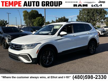Used 2024 Volkswagen Tiguan SE