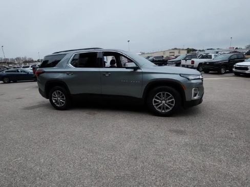 Certified 2023 Chevrolet Traverse LT image 6