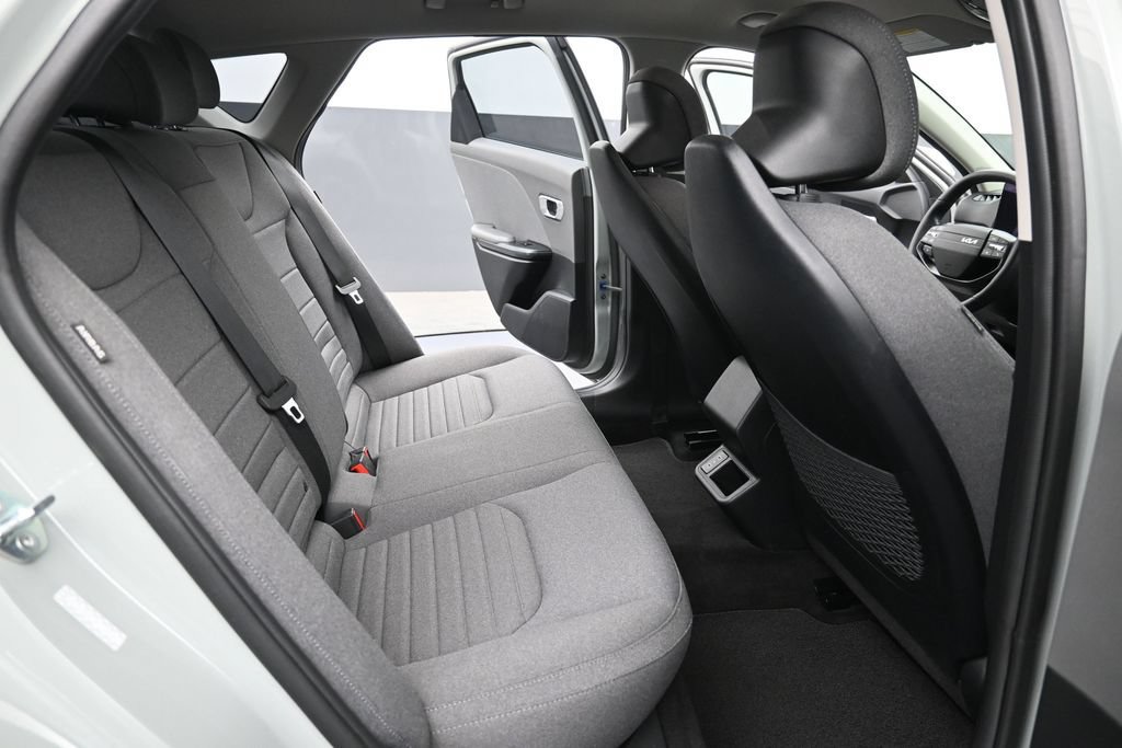 Used 2025 Kia K4 EX FWD image 26