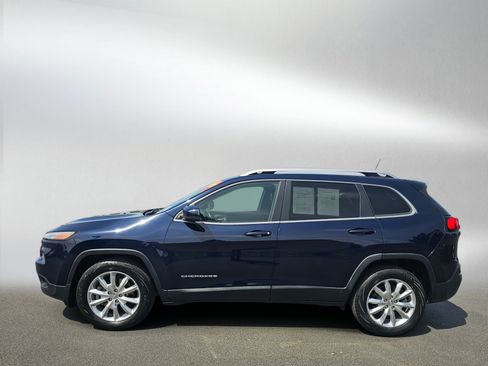 Used 2016 Jeep Cherokee Limited AWD/4WD image 2