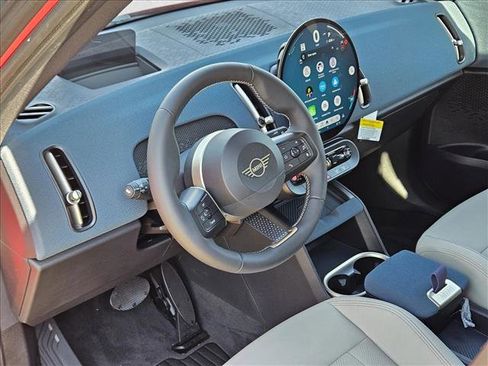 Used 2025 MINI Cooper Countryman S image 3