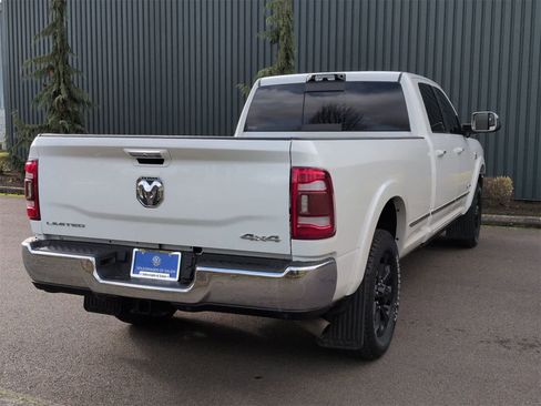 Used 2022 RAM 3500 Limited image 6