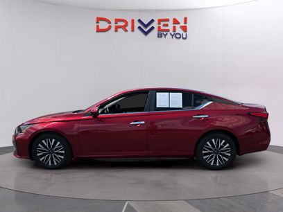 Used 2023 Nissan Altima 2.5 SV w/ SV Premium Package