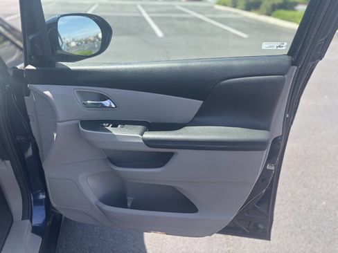 Used 2014 Honda Odyssey Touring Elite image 24
