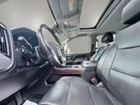 Used 2018 GMC Sierra 3500 SLT w/ Duramax Plus Package AWD/4WD image 18