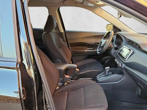 Used 2023 Nissan Kicks S image 21