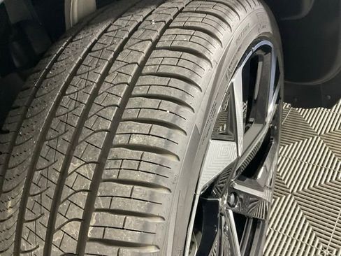 New 2026 Volvo XC60 T8 Ultra image 38