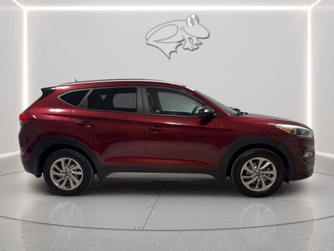 Used 2017 Hyundai Tucson SE w/ SE Popular Package 02 FWD image 6