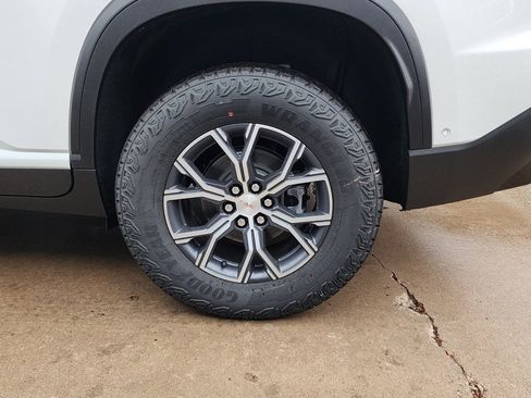 New 2026 GMC Acadia AT4 image 58