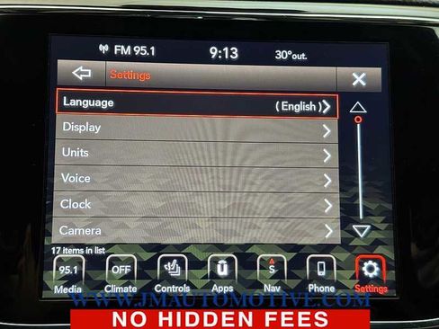 Used 2021 Jeep Grand Cherokee Limited w/ Luxury Group II image 31