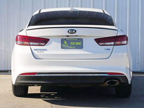 Used 2017 Kia Optima LX w/ Value Package image 10