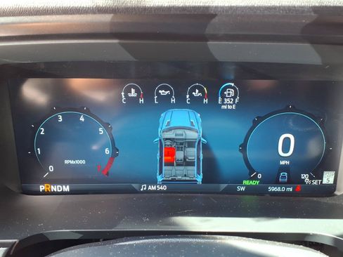 Used 2025 Ford F150 Lariat w/ Equipment Group 502A High AWD/4WD image 27
