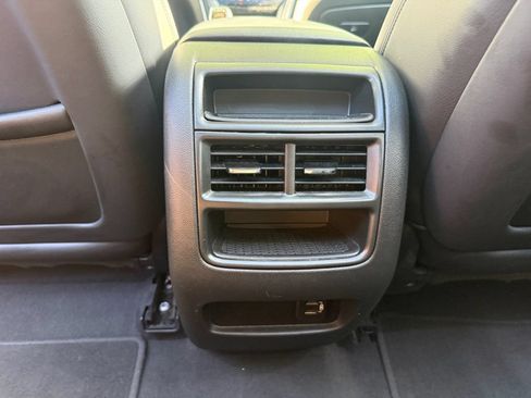Used 2019 Cadillac XT5 Luxury FWD image 29