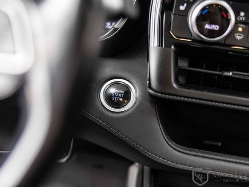 Used 2021 Toyota Highlander XSE image 30