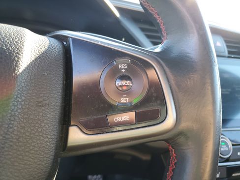 Used 2018 Honda Civic Si image 14