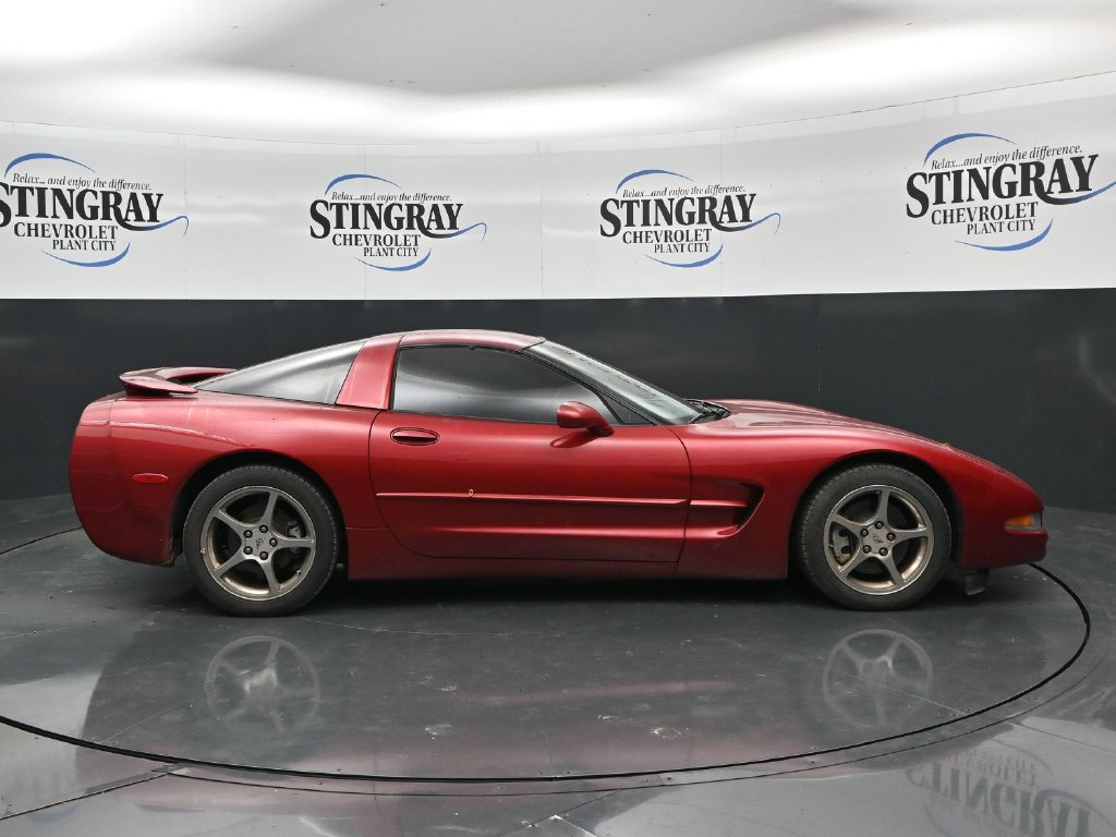 Used 2004 Chevrolet Corvette Coupe w/ Roof Package RWD image 8
