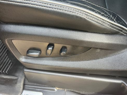 Used 2018 Chevrolet Silverado 1500 High Country image 14