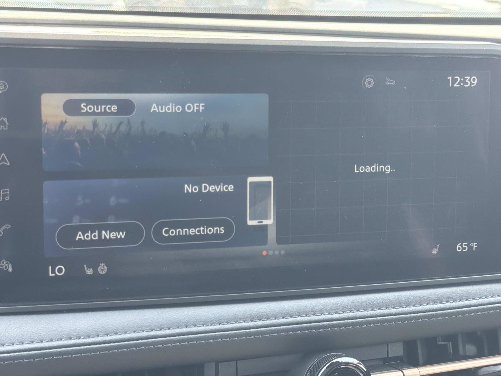 Used 2025 Nissan Ariya FWD image 13