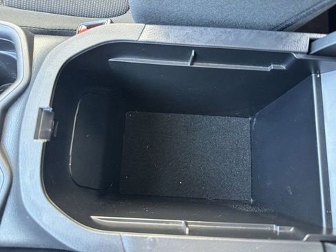 Certified 2019 Toyota RAV4 LE image 19