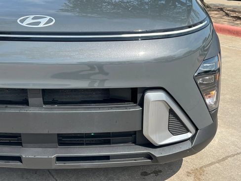 Used 2025 Hyundai Kona SEL FWD image 10