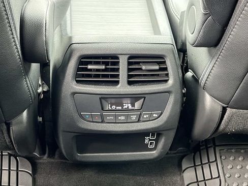Used 2022 Honda Pilot Special Edition image 17