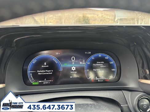 Used 2025 Toyota Crown Limited image 14