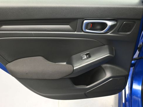 Used 2023 Honda Civic Sport image 26