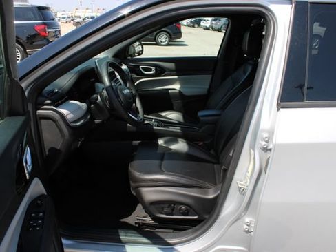 Used 2024 Jeep Compass Limited AWD/4WD image 14