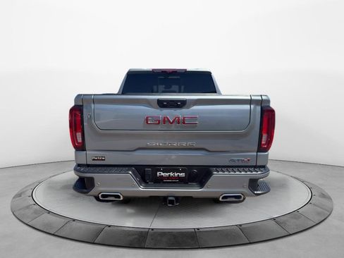 Used 2023 GMC Sierra 1500 AT4 w/ Technology Package AWD/4WD image 6