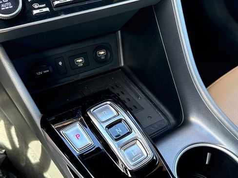 Used 2021 Hyundai Sonata Limited FWD image 25