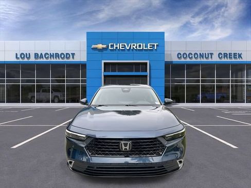 Used 2023 Honda Accord Touring image 3