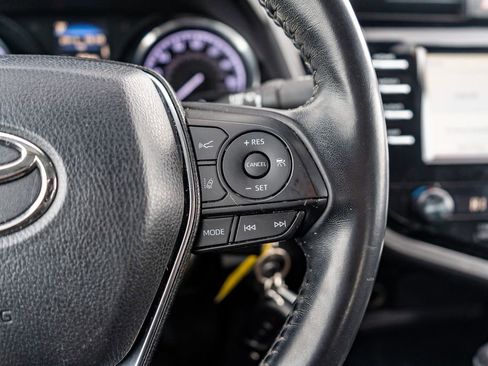 Used 2019 Toyota Camry SE image 22