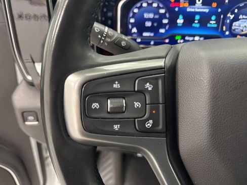 Used 2025 Chevrolet Silverado 1500 LT image 12