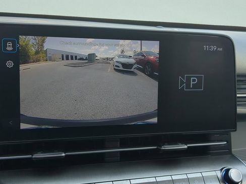 Used 2024 Hyundai Kona SEL FWD image 16