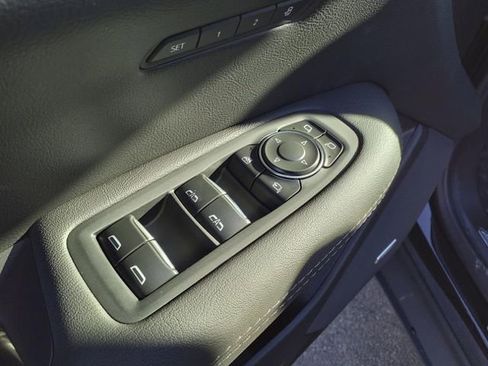 New 2025 Cadillac XT5 Sportv image 24