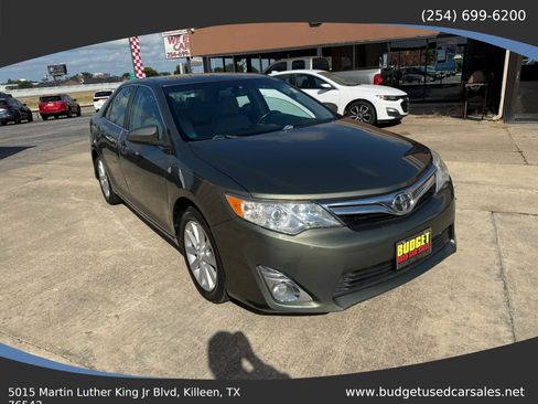 Used 2012 Toyota Camry XLE FWD image 3