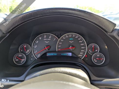 Used 2005 Chevrolet Corvette Coupe w/ Preferred Equipment Group RWD image 20
