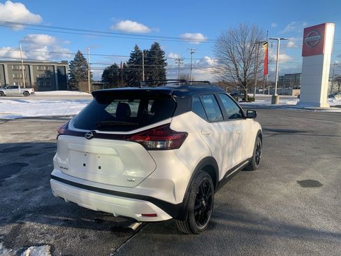 Certified 2022 Nissan Kicks SR w/ Interior Electronics Package image 7