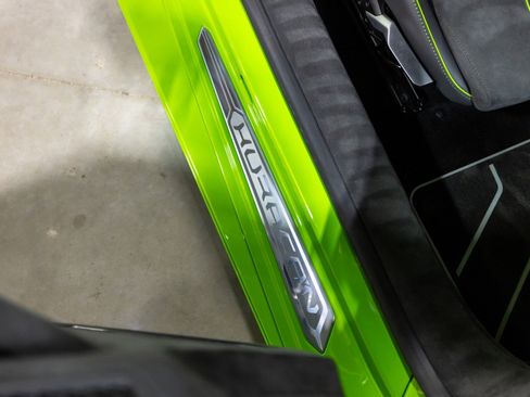 Used 2024 Lamborghini Huracan Tecnica image 34