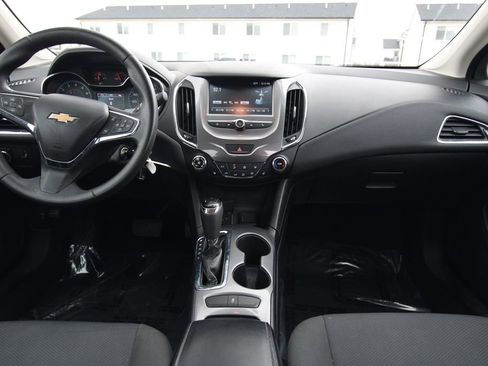 Used 2018 Chevrolet Cruze LT w/ LT Fleet Convenience Package image 39