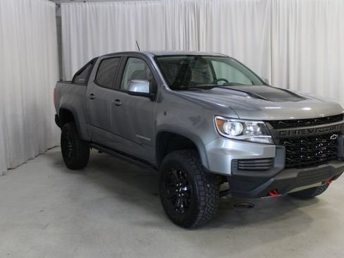 Used 2022 Chevrolet Colorado ZR2 w/ ZR2 Dusk Special Edition AWD/4WD image 26