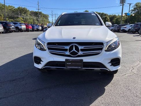 Used 2019 Mercedes-Benz GLC 300 4MATIC image 2