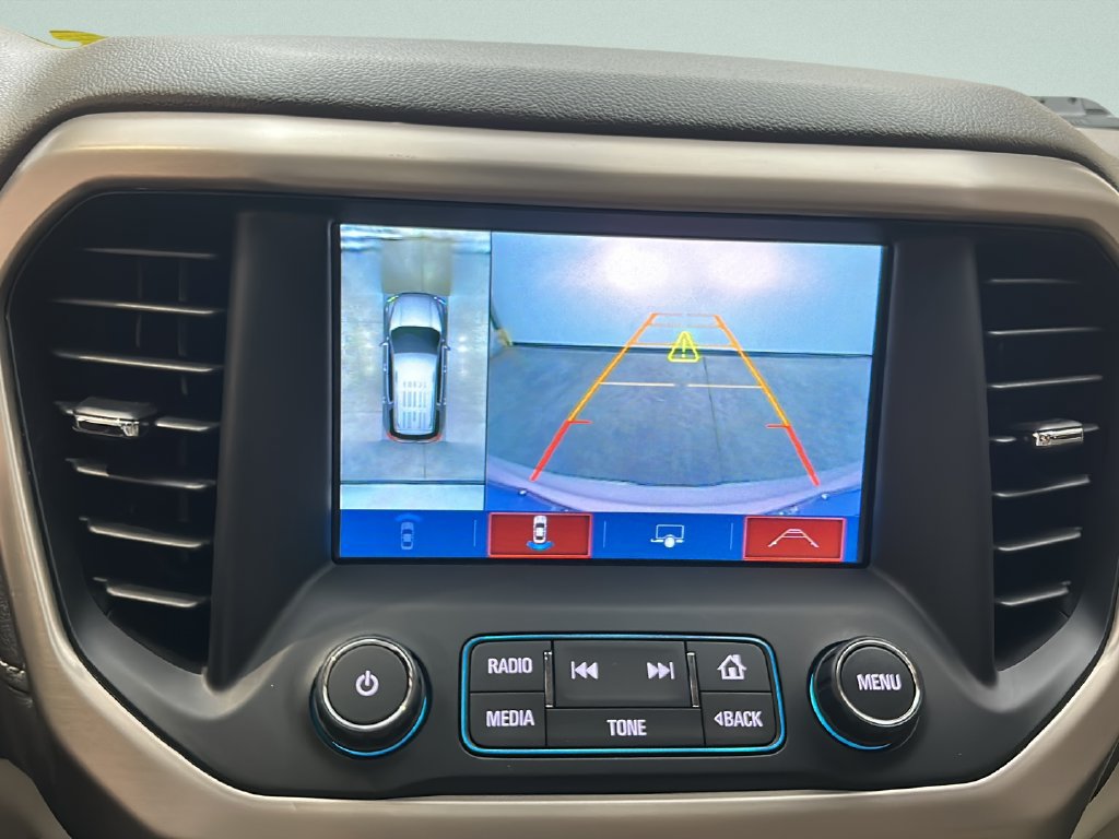 Used 2018 GMC Acadia Denali w/ Technology Package AWD/4WD image 36