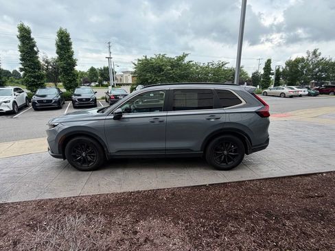 Used 2023 Honda CR-V Sport image 6