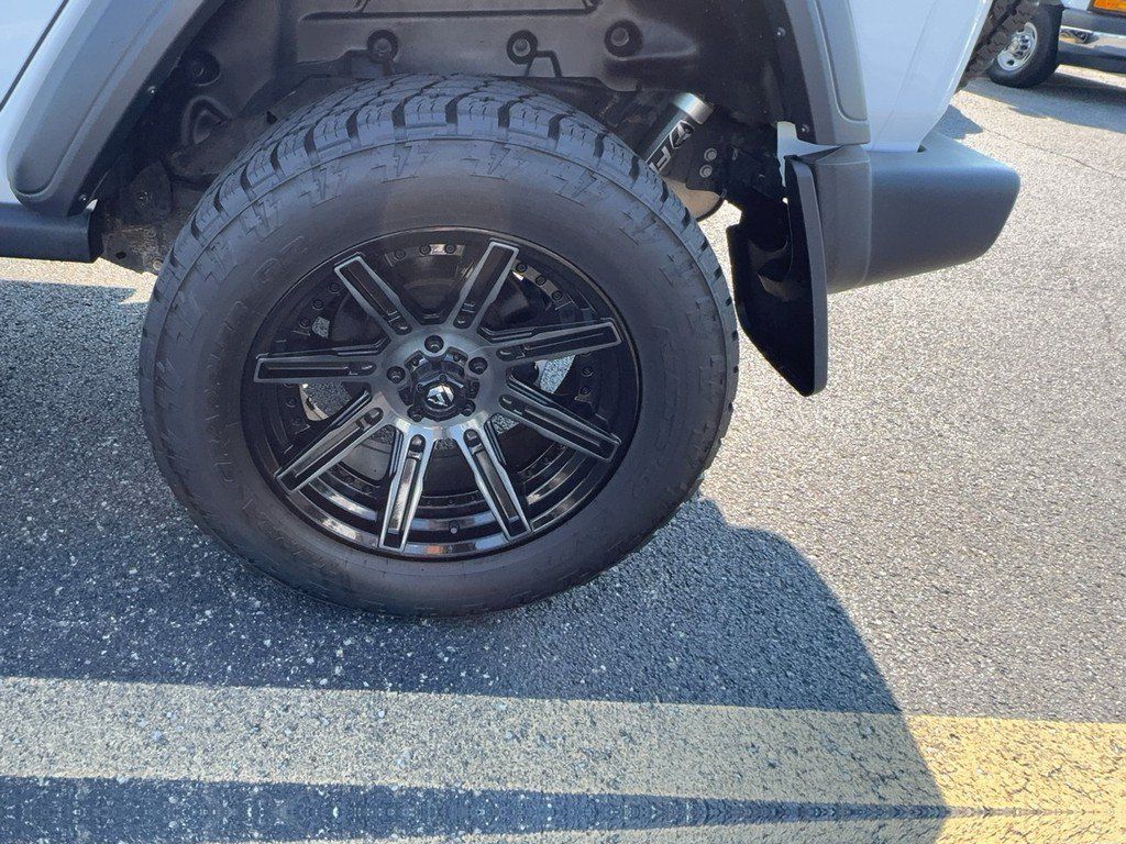 Used 2018 Jeep Wrangler Unlimited Sport S AWD/4WD image 7