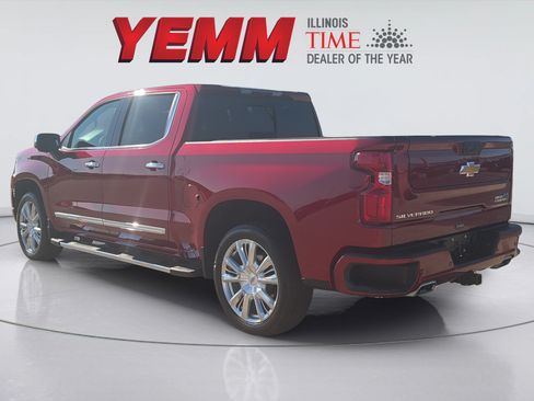Used 2024 Chevrolet Silverado 1500 High Country AWD/4WD image 10