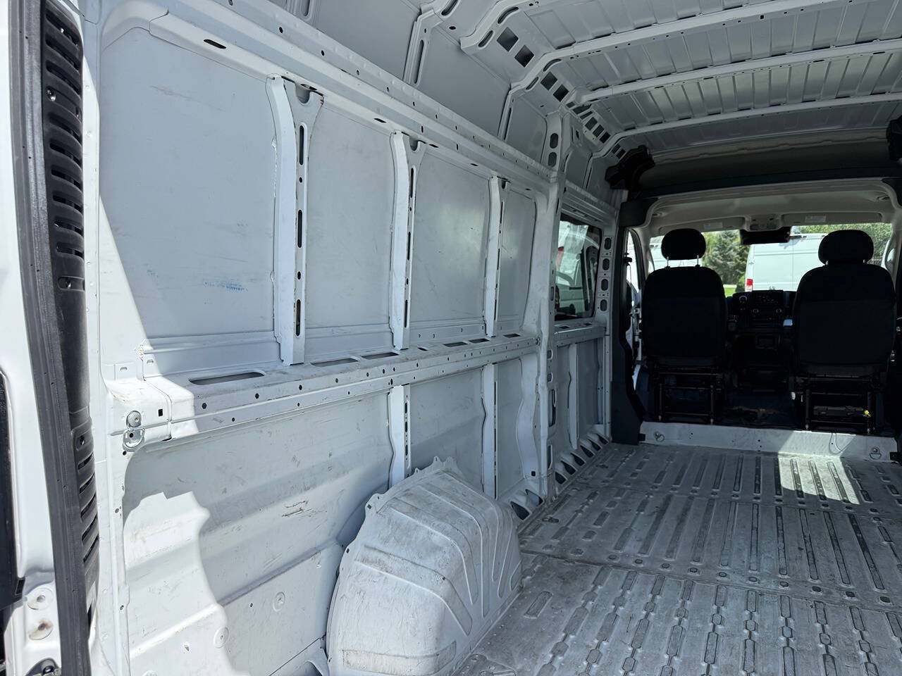 Used 2023 RAM ProMaster 3500 FWD image 21